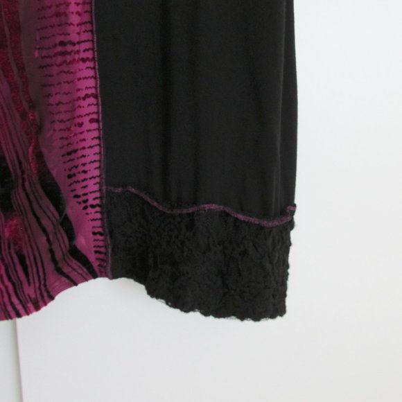 Lilia Whispers Black & Purple Plus Size Tunic Top - Picture 2 of 6